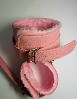 Pink bilincs