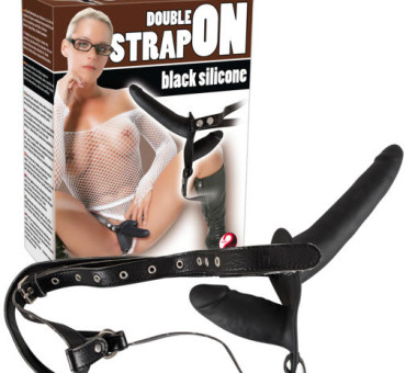 Double Strap-on Black