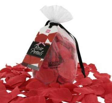 Lovers premium rose petals