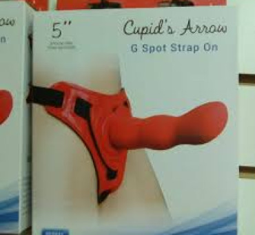 Cupid's Arraw g spot strap on