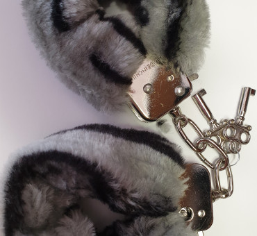 Furry Cuffs zebra