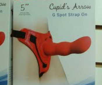 Cupid's Arraw g spot strap on